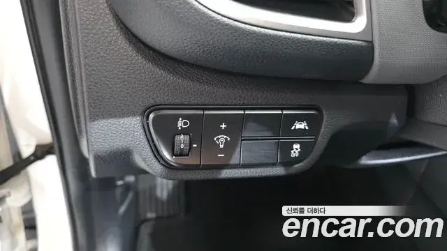 Kia Seltos 2021 — Photo 16/20