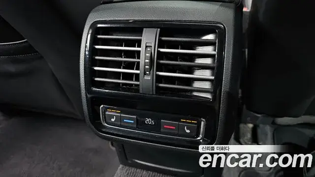Volkswagen Passat GT 2018 — Şəkil 19/30