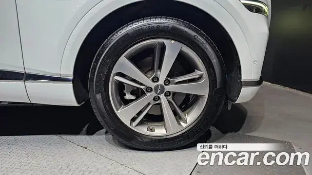 Genesis GV80 2021 — Şəkil 30/34