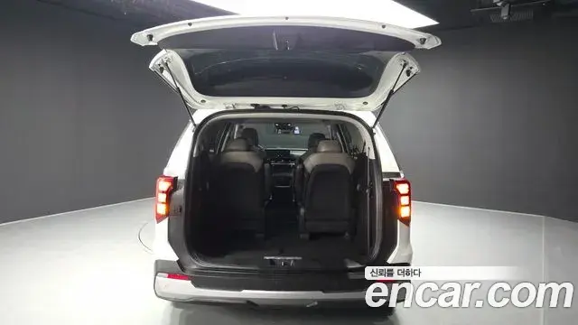 Kia Carnival 2024 — Фото 20/20