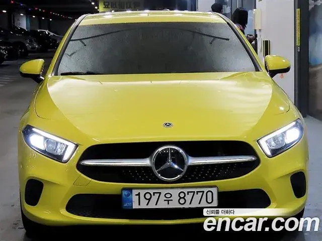 Mercedes-Benz A-Class 2021 — Şəkil 10/20