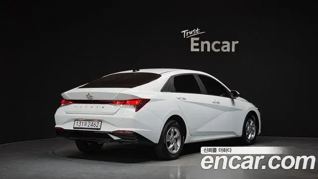 Hyundai Avante 2023 — Фото 1/20