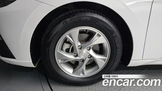 Hyundai Avante 2023 — Фото 4/20
