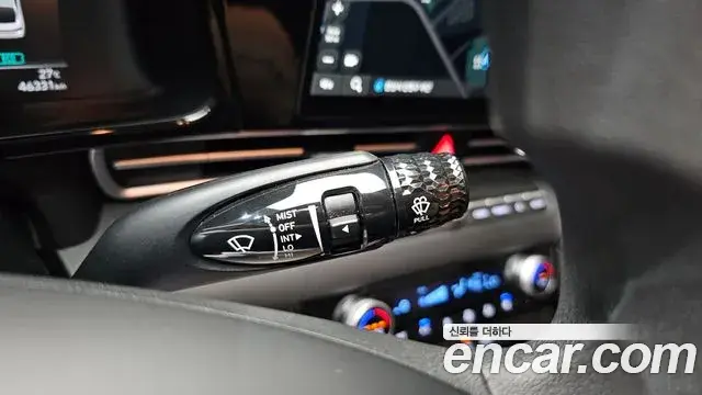 Hyundai The New Avante Hybrid 2023 — Photo 28/30