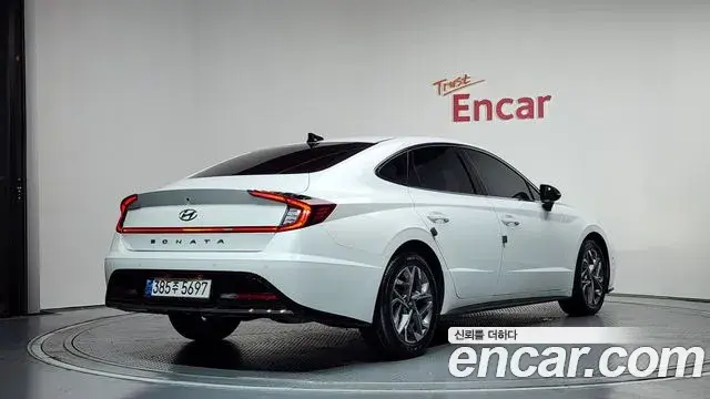 Hyundai Sonata 2022 — Фото 2/20