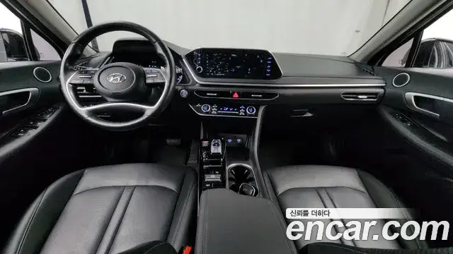 Hyundai Sonata 2022 — Фото 7/20