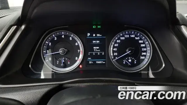 Hyundai Sonata 2022 — Фото 8/20