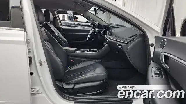 Hyundai Sonata 2022 — Фото 11/20