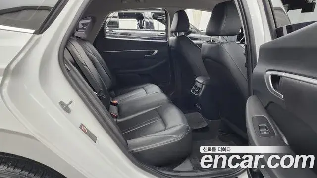 Hyundai Sonata 2022 — Фото 12/20