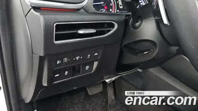 Hyundai Sonata Hybrid 2022 — Şəkil 26/32
