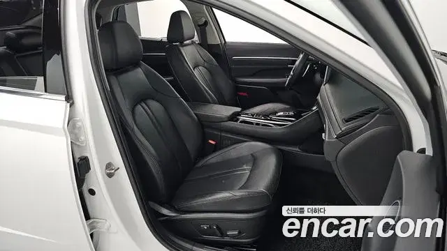 Hyundai Sonata Hybrid 2022 — Şəkil 9/32