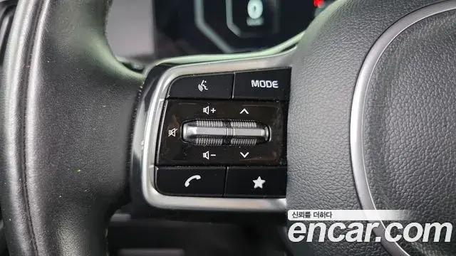 Kia Sorento 2025 — Photo 8/35