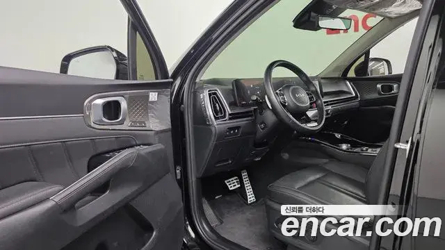 Kia Sorento 2025 — Photo 18/35