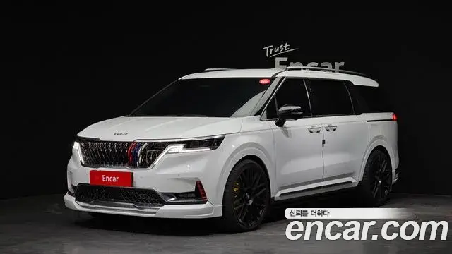 Kia Carnival 2020 — Фото 1/20