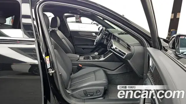 Audi A6 2023 — Photo 28/33
