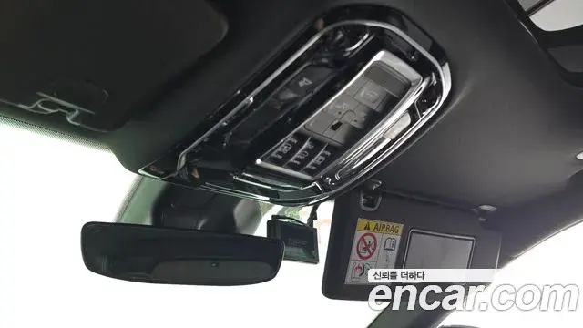 Jeep Grand Cherokee 2021 — Şəkil 19/32