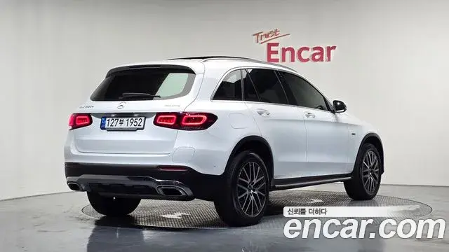 Mercedes-Benz GLC-Class 2021 — Şəkil 5/20