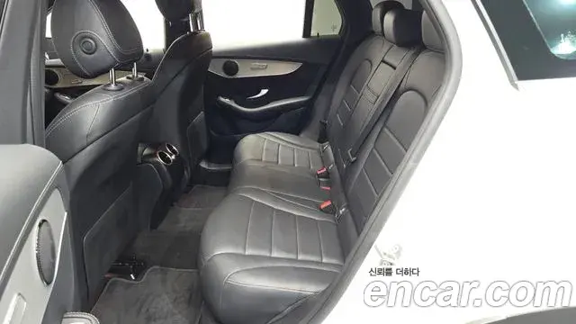 Mercedes-Benz GLC-Class 2021 — Şəkil 6/20