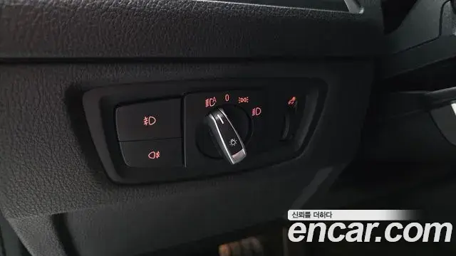 BMW 1 Series 2019 — Şəkil 4/30