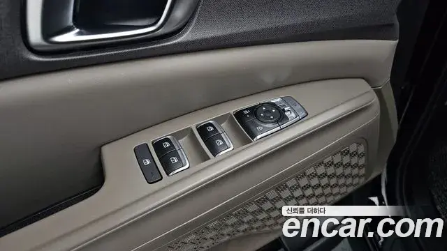 Kia Carnival 2025 — Şəkil 10/35