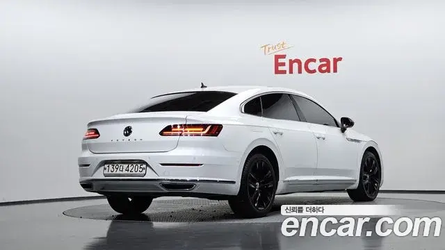 Volkswagen Arteon 2019 — ფოტო 37/37