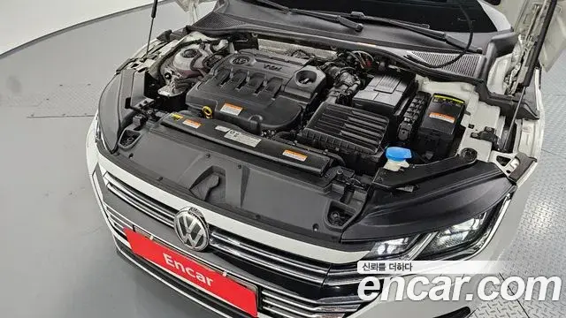 Volkswagen Arteon 2019 — ფოტო 23/37