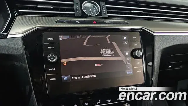 Volkswagen Arteon 2019 — ფოტო 34/37