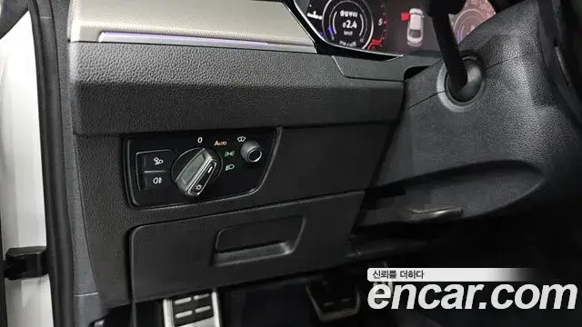 Volkswagen Arteon 2019 — ფოტო 35/37