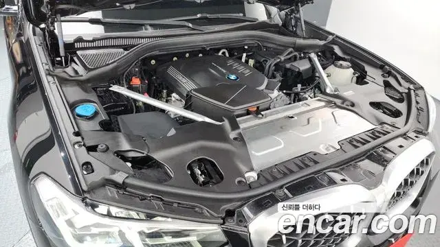 BMW X4 2025 — ფოტო 33/37