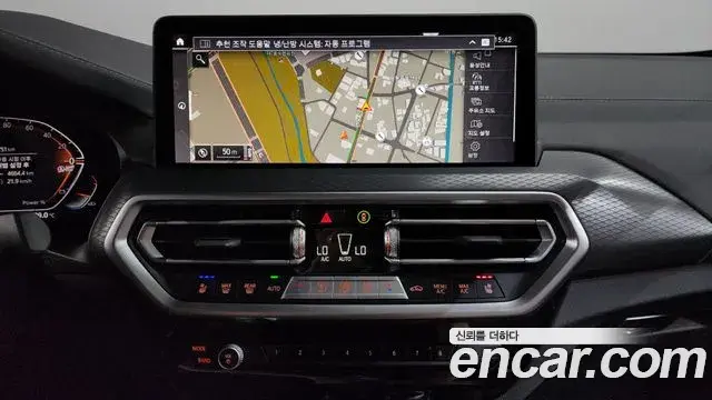BMW X4 2025 — ფოტო 30/37