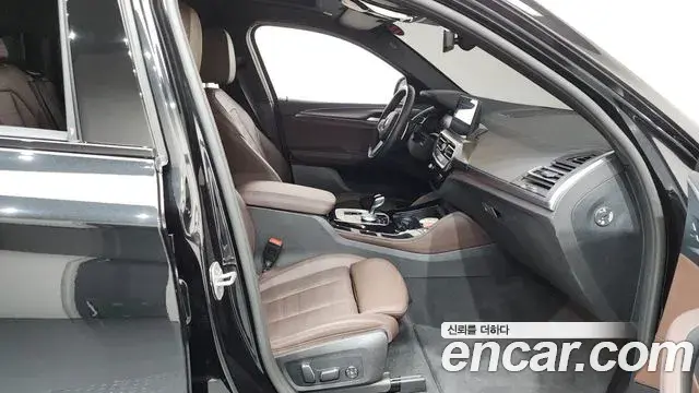 BMW X4 2025 — ფოტო 36/37
