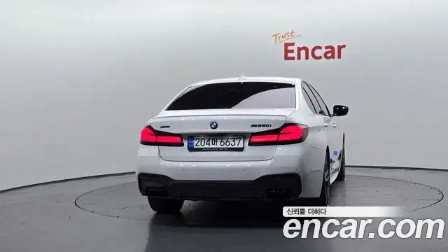 BMW 5 Series 2022 — ფოტო 12/34