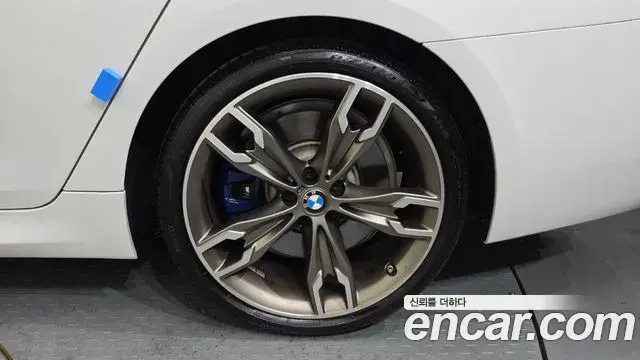 BMW 5 Series 2022 — ფოტო 21/34