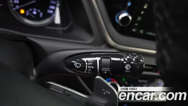 Hyundai Sonata Hybrid 2021 — Şəkil 16/30