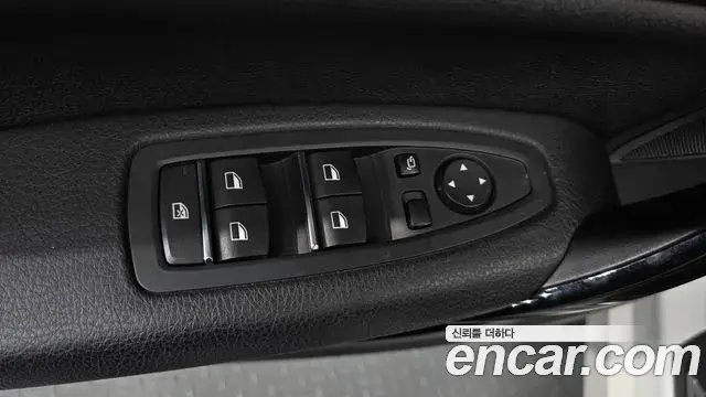 BMW 1 Series 2018 — Photo 30/31