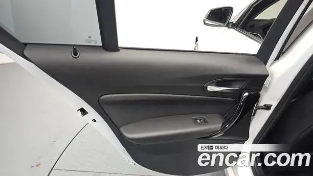 BMW 1 Series 2018 — Photo 6/31