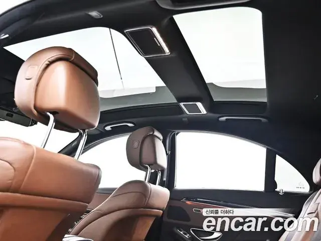 Mercedes-Benz S-Class 2020 — Photo 18/20