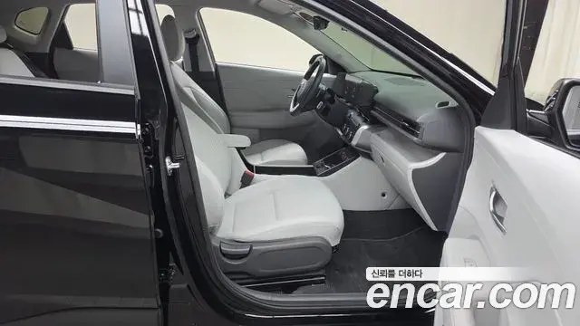 Hyundai Kona 2024 — Фото 11/20