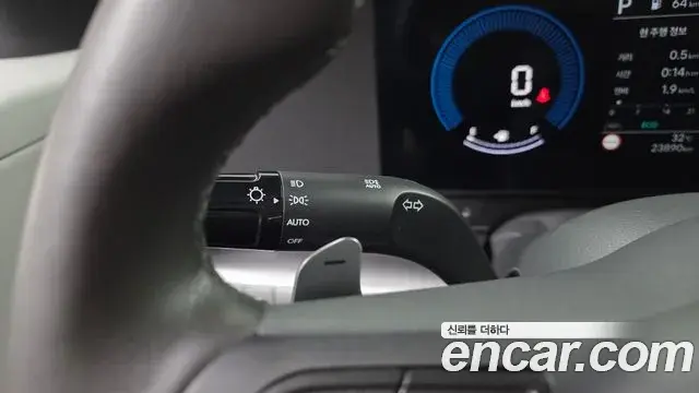 Hyundai Kona 2024 — Фото 16/20