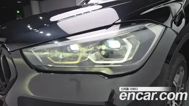 BMW X1 2021 — Şəkil 1/31