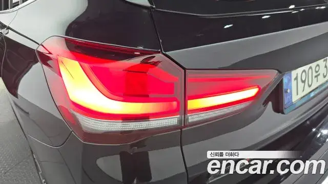 BMW X1 2021 — Şəkil 3/31