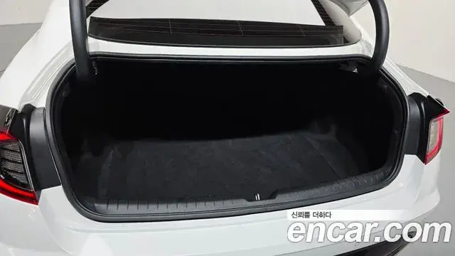 Hyundai Sonata Hybrid 2022 — Photo 18/30