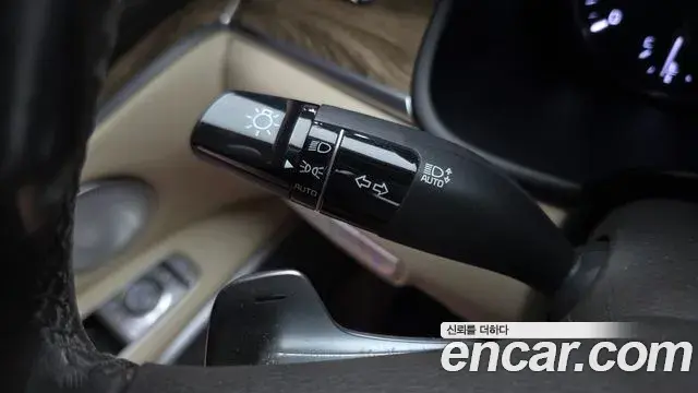 Kia The K9 2018 — ფოტო 33/34