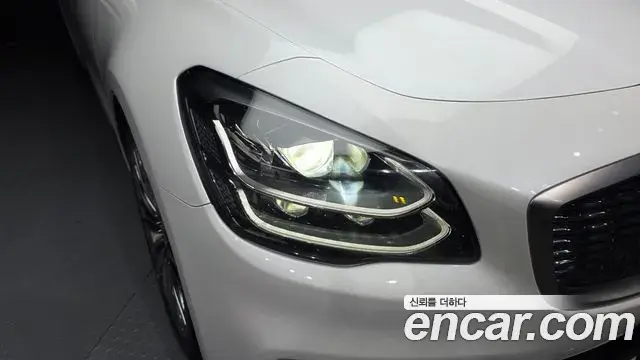 Kia The K9 2018 — ფოტო 24/34
