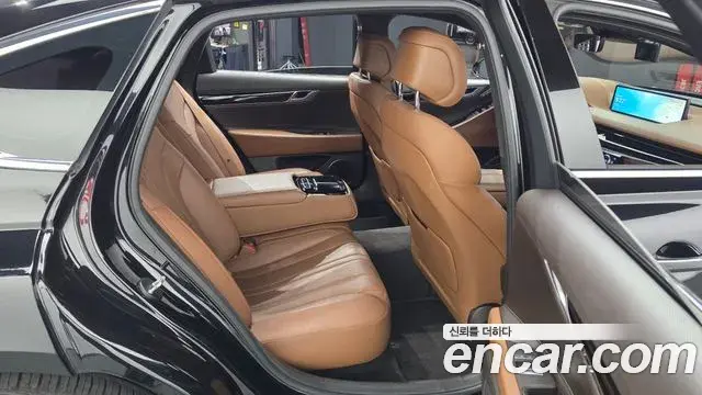Genesis G80 2022 — ფოტო 16/30