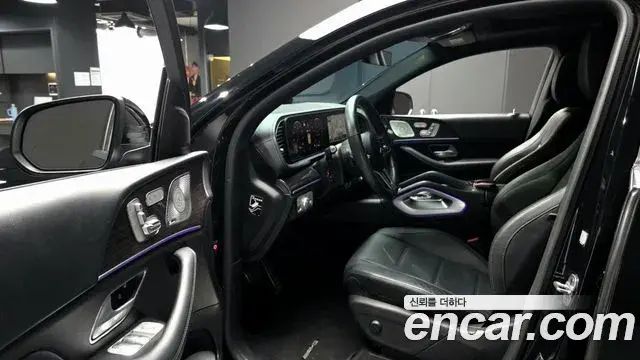 Mercedes-Benz GLE-Class 2021 — Фото 12/20