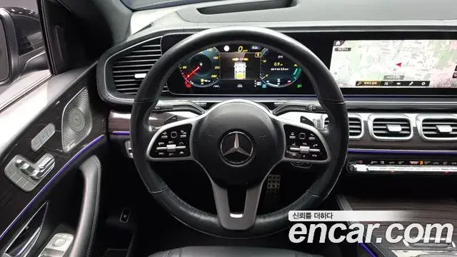 Mercedes-Benz GLE-Class 2021 — Фото 13/20