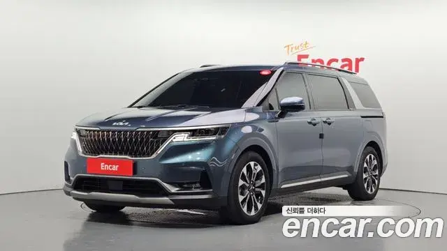 Kia Carnival 2023 — Photo 1/20