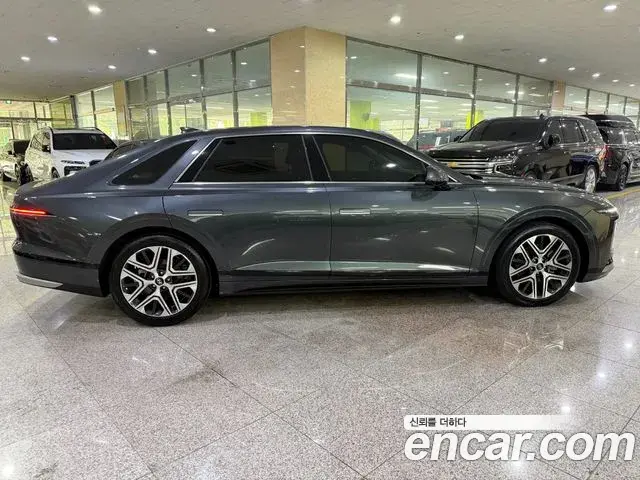 Hyundai Grandeur Hybrid 2023 — Şəkil 19/20