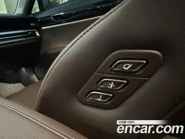 Hyundai Grandeur Hybrid 2023 — Şəkil 17/20